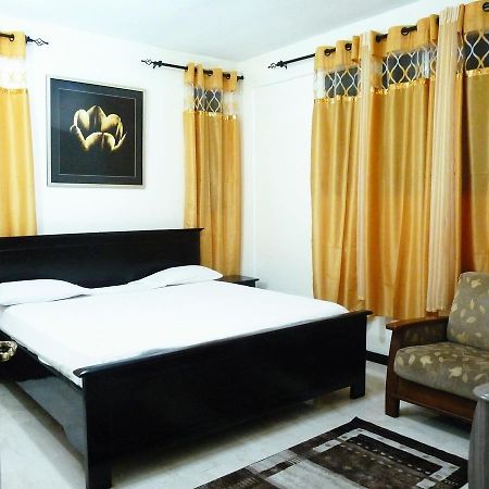 Maryland Guesthouse Monrovia Exteriér fotografie