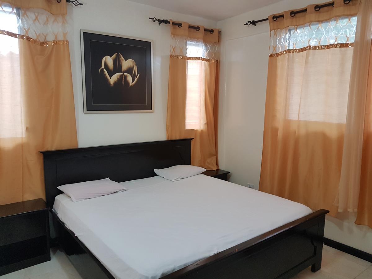 Maryland Guesthouse Monrovia Exteriér fotografie